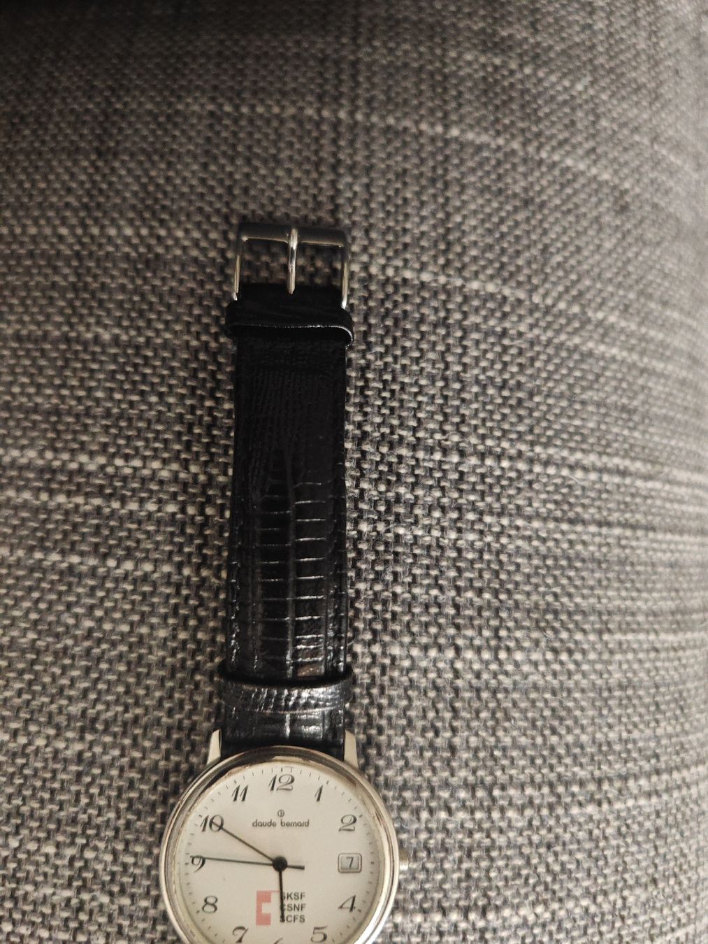 Montres: Claude Bernard Uhr mit Datum, Lederband,  – Défectueux à Horgen par GranitM 3