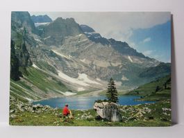 Braunwald , Oberlegsee mit Glärnischkette