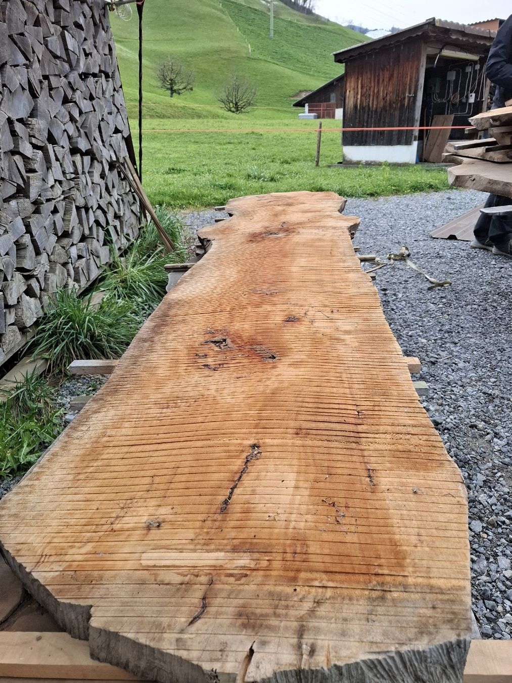 Articoli in legno: Birnbaum Bretter / Stamm – Nuovo (secondo la descrizione) da Lachen SZ venduto da philip090 7