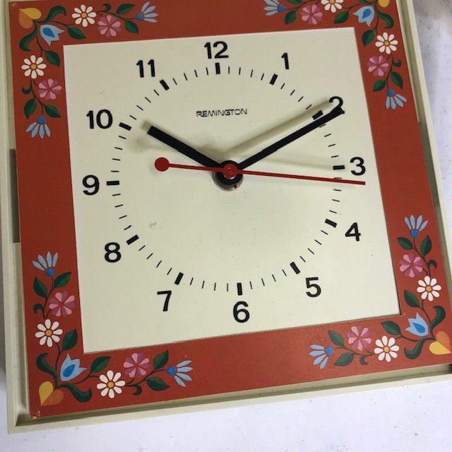 Stand- & Wanduhren: 4-eckige Wanduhr beige Remington – Gebraucht aus Zürich von gigimai67 8