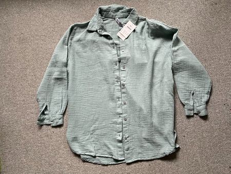 Baumwoll Bluse Gr 40 (eher 44) Fabrikneu