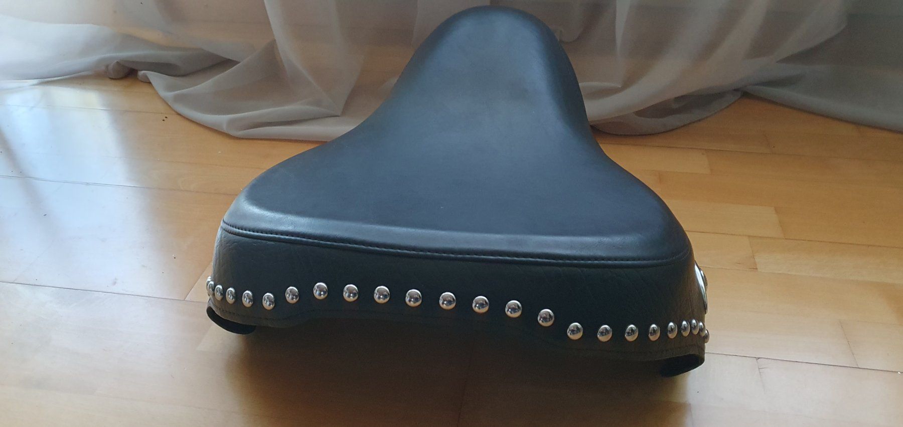 Harley-Davidson Tutti i ricambio per moto: Harley-Davidson Fat Boy Softail Leder Sattel / Sitz – Usato da Rothenburg venduto da Bleonhard 1