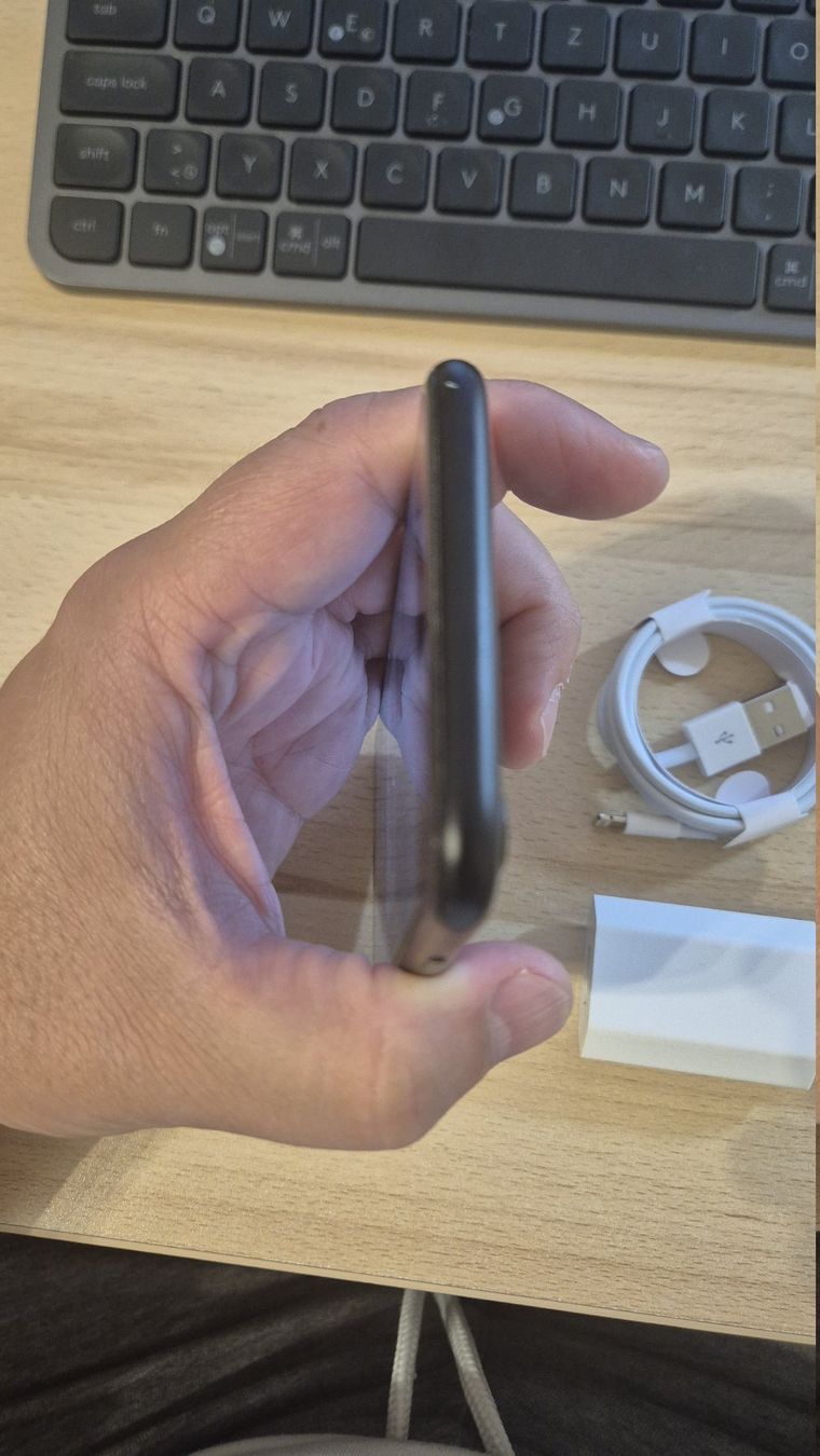Apple Telefoni cellulari / Smartphones: iPhone 7 32GB Space Gray 3027 Akku 87% – Usato da Münchenbuchsee venduto da MV_Solutions 6