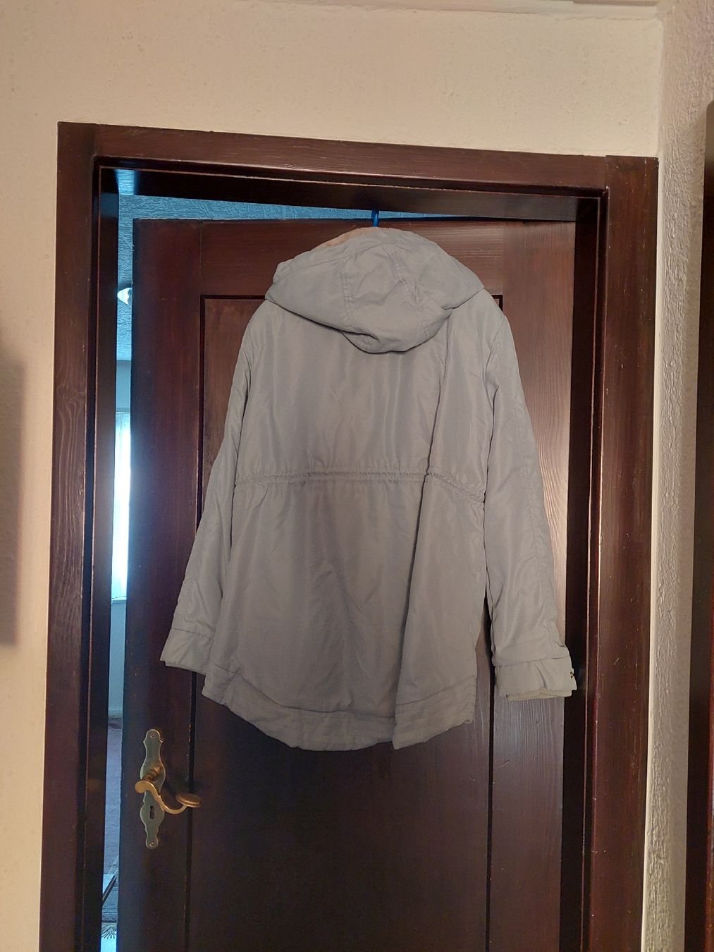 Giacche: Damen Winterjacke hellgrün mit Plüschfutter neu – Nuovo (secondo la descrizione) da Muttenz venduto da bea_mmf9 1