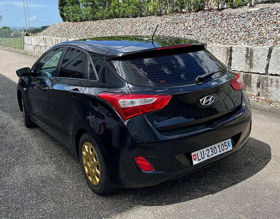 Hyundai Automobili: Hyundai i 30 – Usato da Oberkirch LU venduto da ladina022 1