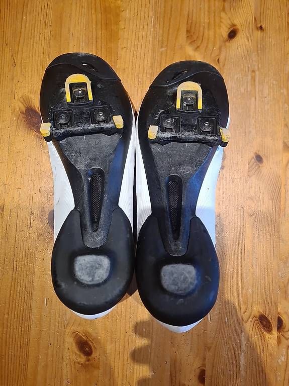 Scarpe da uomo: Chaussures Vélo de route, pointure 46 – Usato da Châtel-St-Denis venduto da max_fri 2