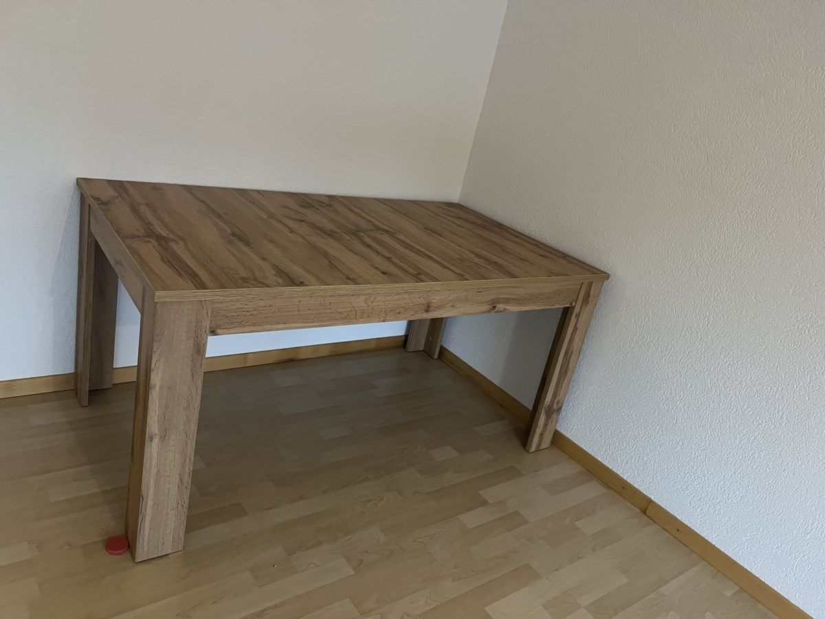 Tische: Muss Weg – Neu (gemäss Beschreibung) aus Herisau von nit_56z2