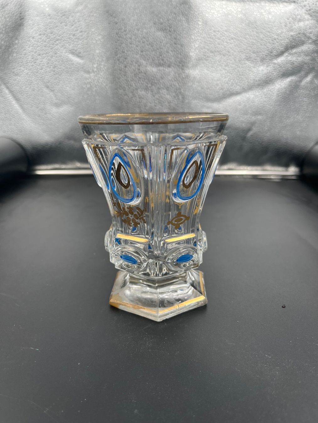 Bicchieri: 4er-Set antiker blauer böhmischer Glasbecher – Usato da Otelfingen venduto da Yossi-68 3