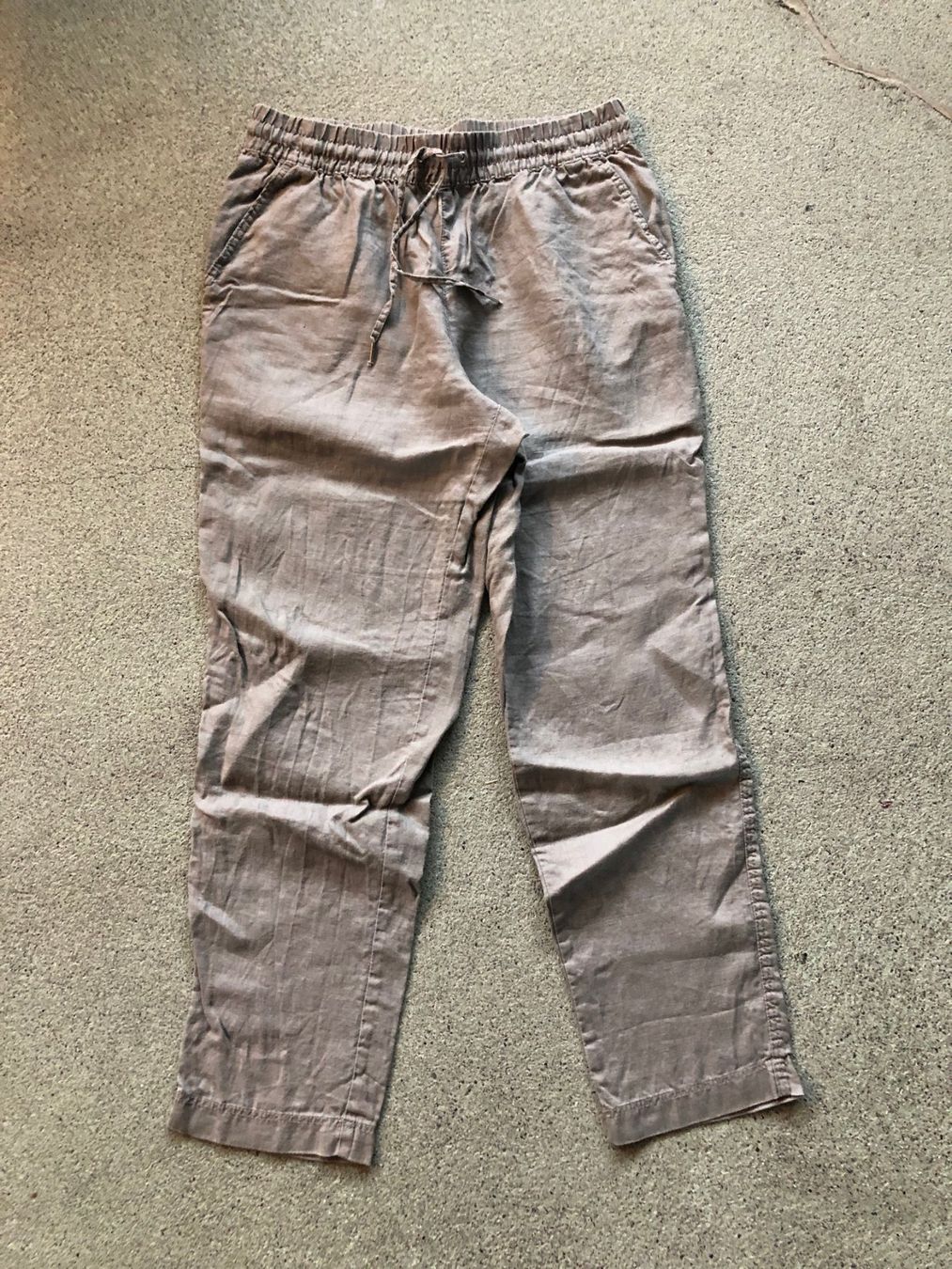 H&M Pantaloni: Leinen Hose / Leinen Joggers H&M – Usato da Bern venduto da 0_0 1