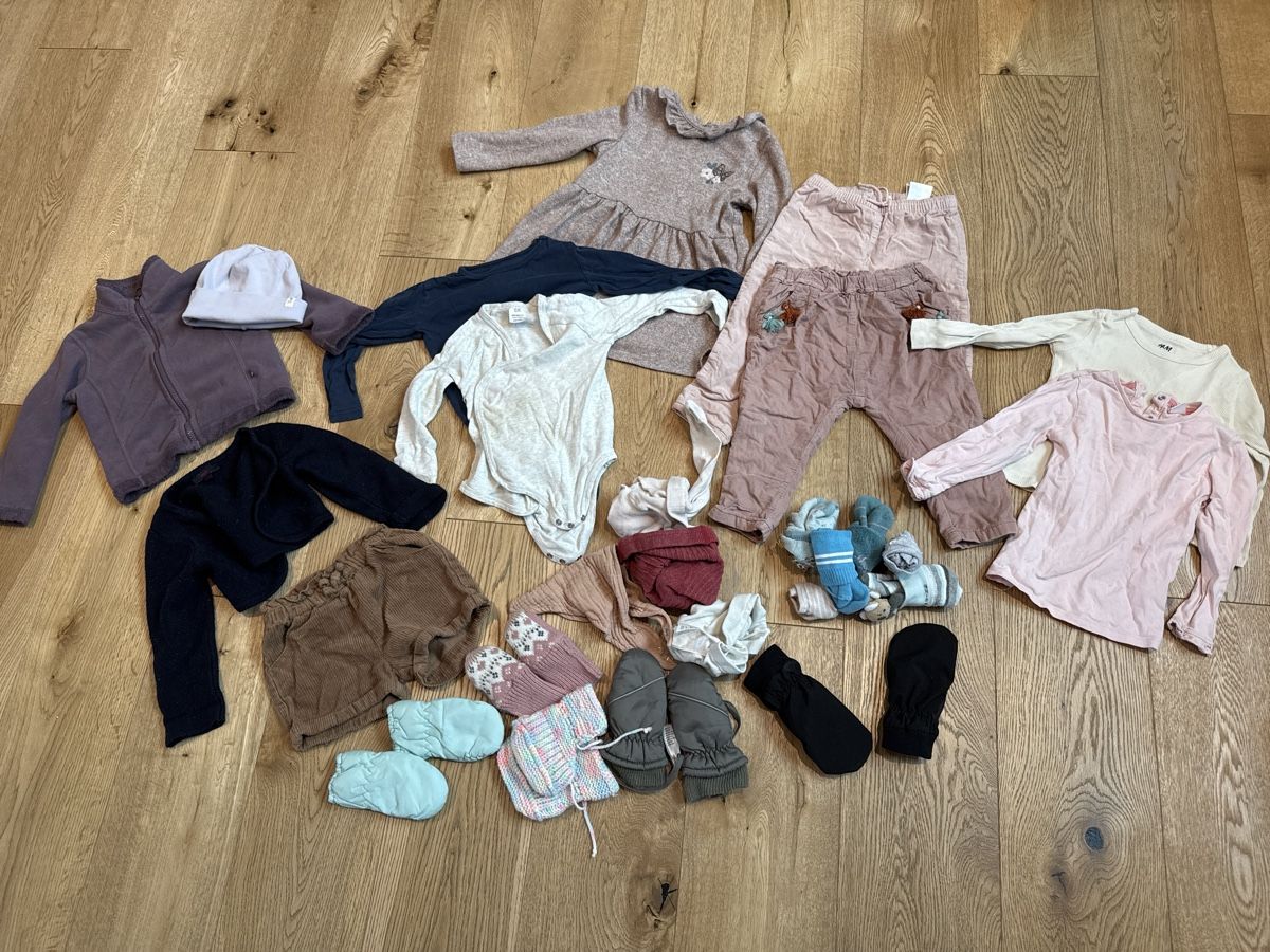 Kleiderpakete & -sets: Lot filles 92 – Gebraucht aus Montreux von canori