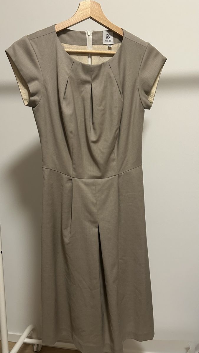 Vestiti: new one piece – Nuovo (secondo la descrizione) da Neuchatel venduto da ros_kkw2
