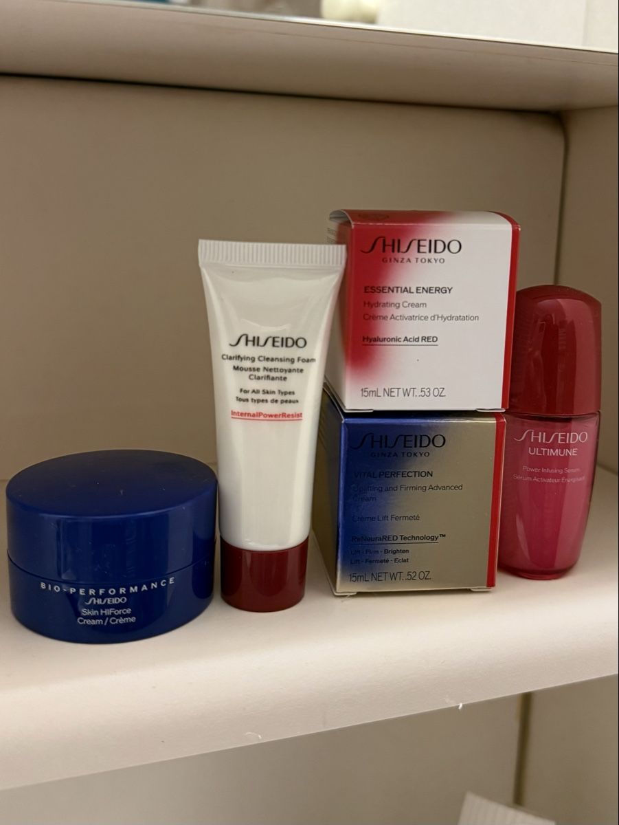 Shiseido Cura del viso: Mini’s Shiseido – Nuovo e nell'imballaggio originale da Zürich venduto da alessandra97_