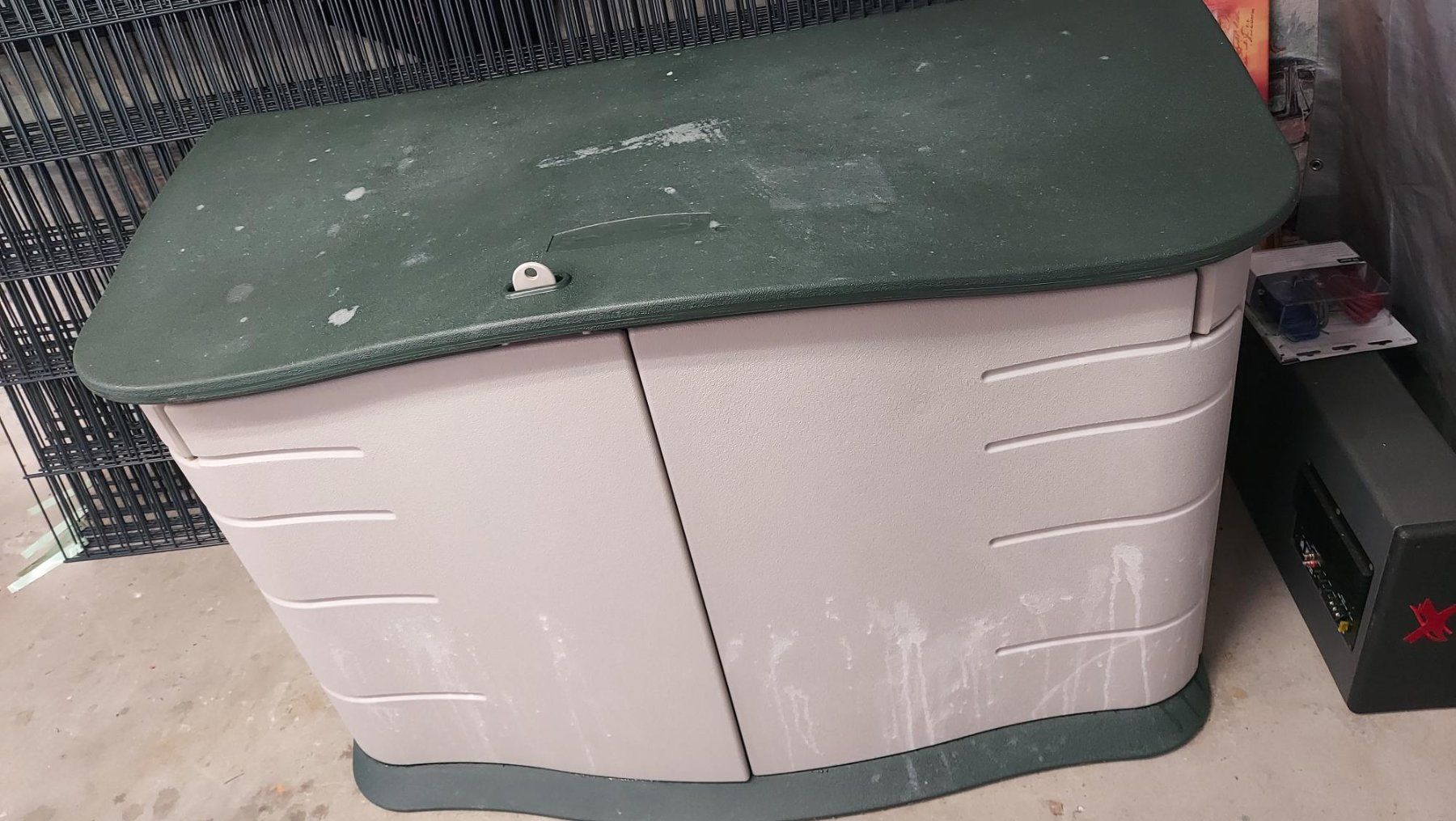 Box contenitori: Gartenbox Rubbermaid – Usato da Biberist venduto da 71stang 2