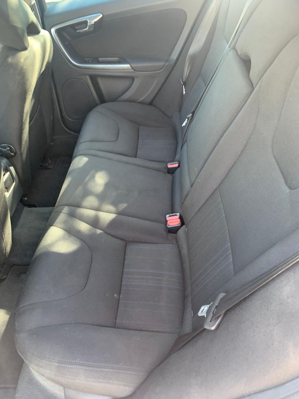 Volvo Automobili: Volvo V60 D3 frisch MFK – Usato da Wetzikon ZH venduto da cobra039 7