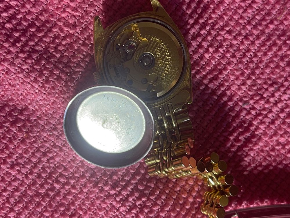 Montre Enicar Automatique Chevalier - 25 Rubis - Années 80 - Cadran Blanc - Bracelet Acier - Occasion (portée)