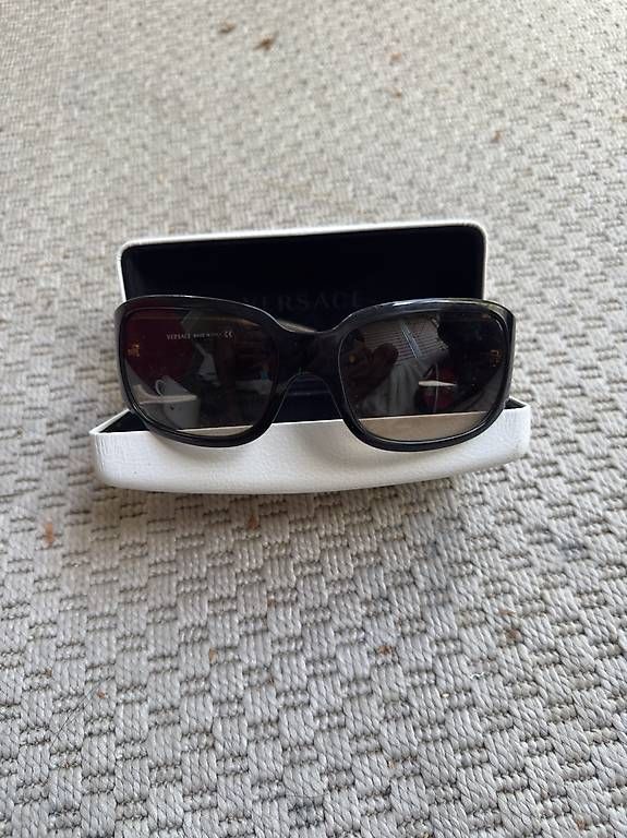 Lunettes & Verres: Versace Sonnenbrille – D'occasion à Bolligen par Feremez 1