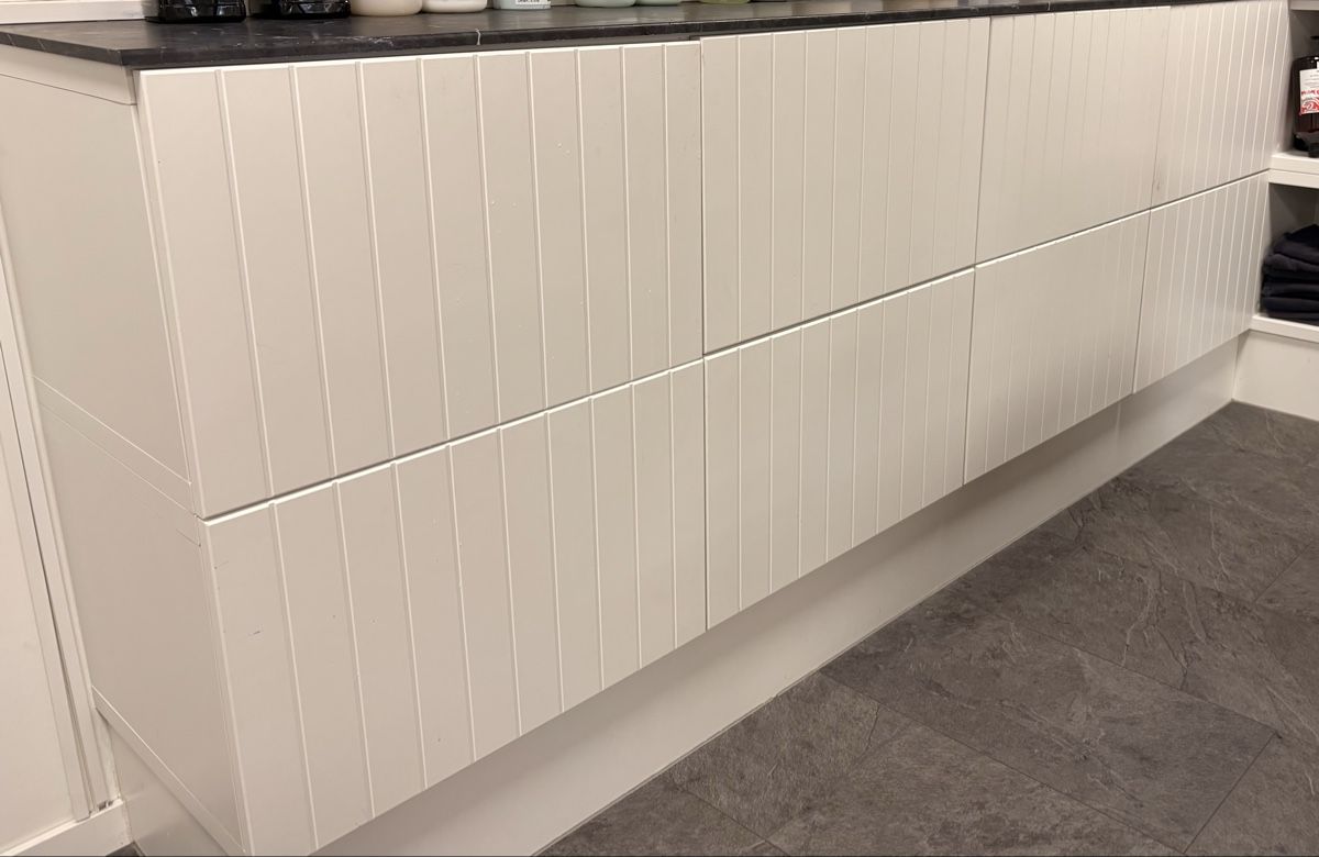 Ikea Cassettiere: Besta Ikea Kommode zu verkaufen – Usato da St. Gallen venduto da ramidami