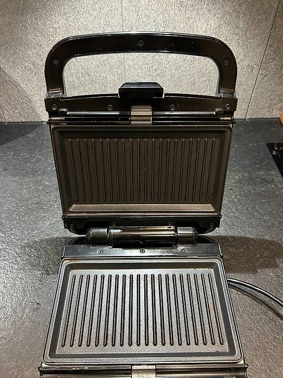 Elettrodomestici da cucina: Tefal Snack Collection  Waffel + Panini, gebraucht – Usato da Gümligen venduto da ESCreativwork 2