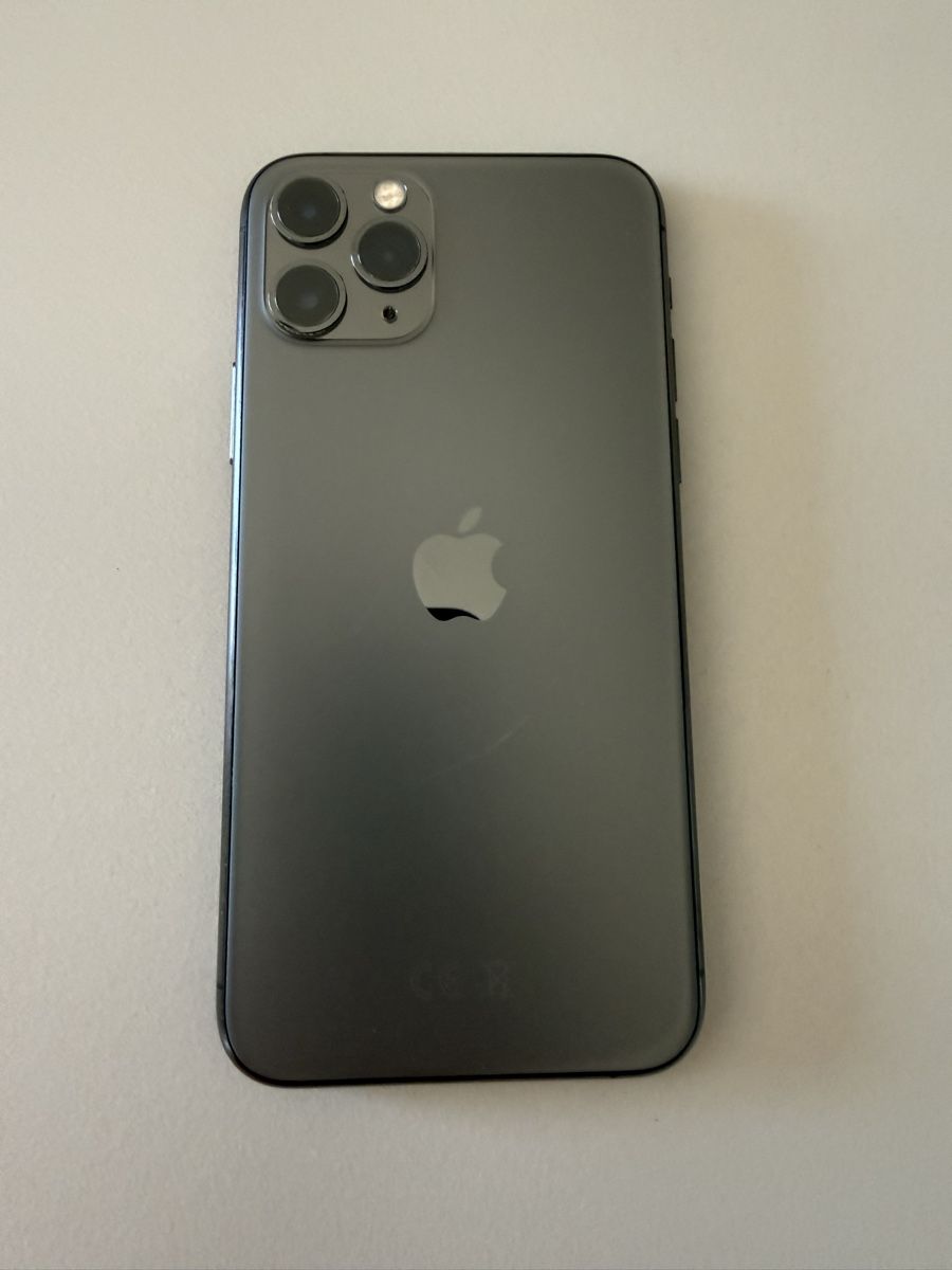 Apple Portables: iPhone 11pro 64 Go – D'occasion à Ecuvillens par garrig 1