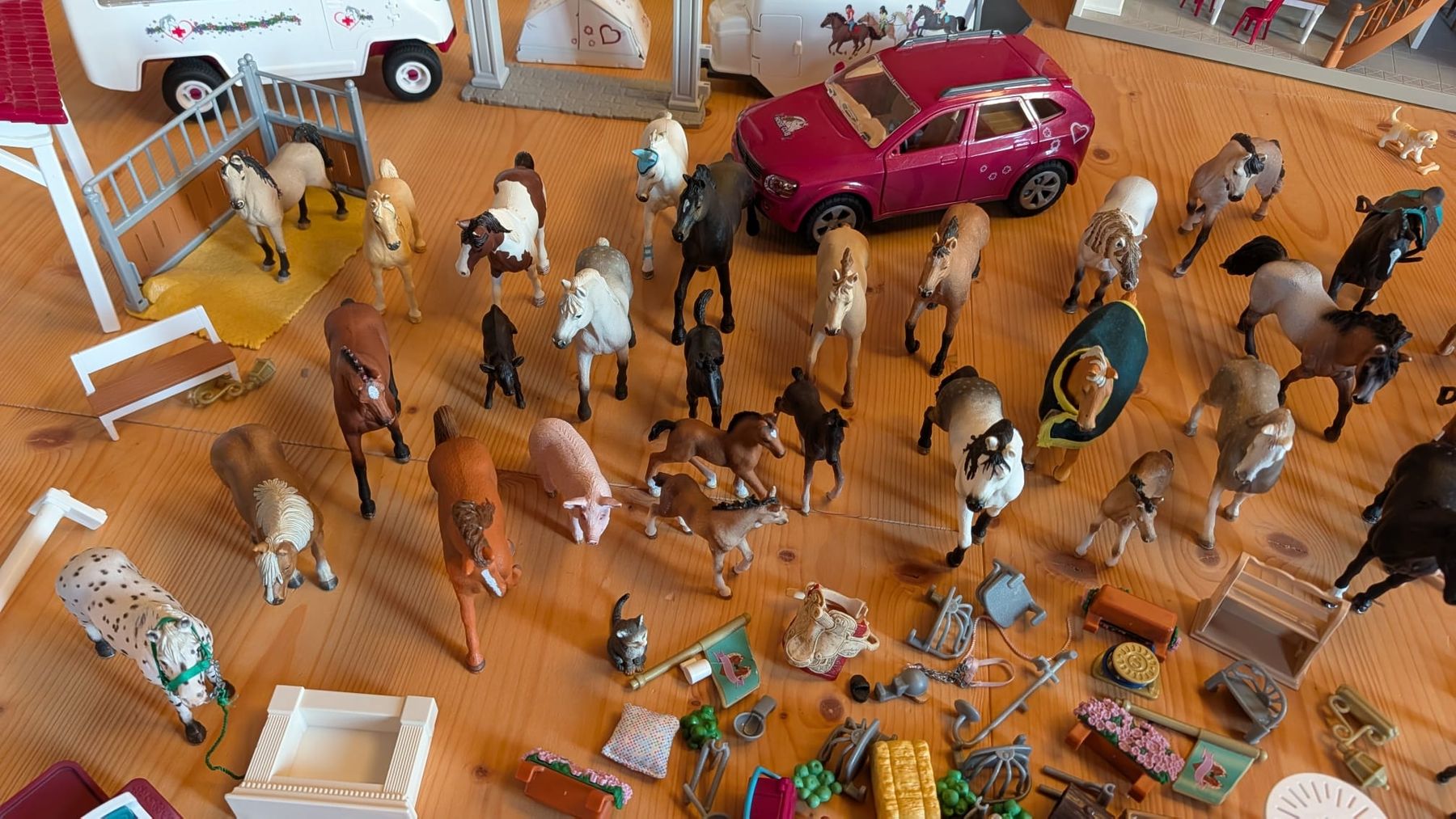 Schleich Giocattoli: XXL Paket Schleich Reiterhof – Usato da Lenzburg venduto da chriggiesmalls 5