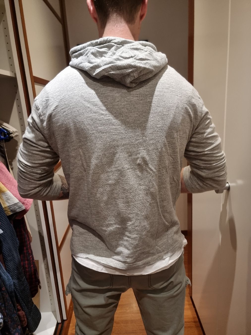 Maglioni & Felpe: Sweat à capuche gris chiné - Taille XL – Nuovo (secondo la descrizione) da Prez-vers-Noréaz venduto da mar_ius 1