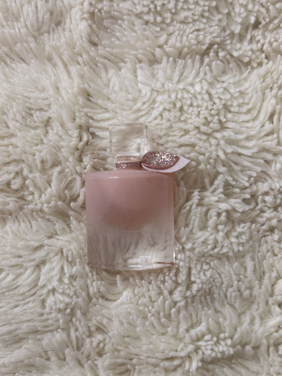Profumi & Eau de Toilette: 4 miniatures parfums collection – Nuovo (secondo la descrizione) da Lausanne venduto da ane_5hjd 2