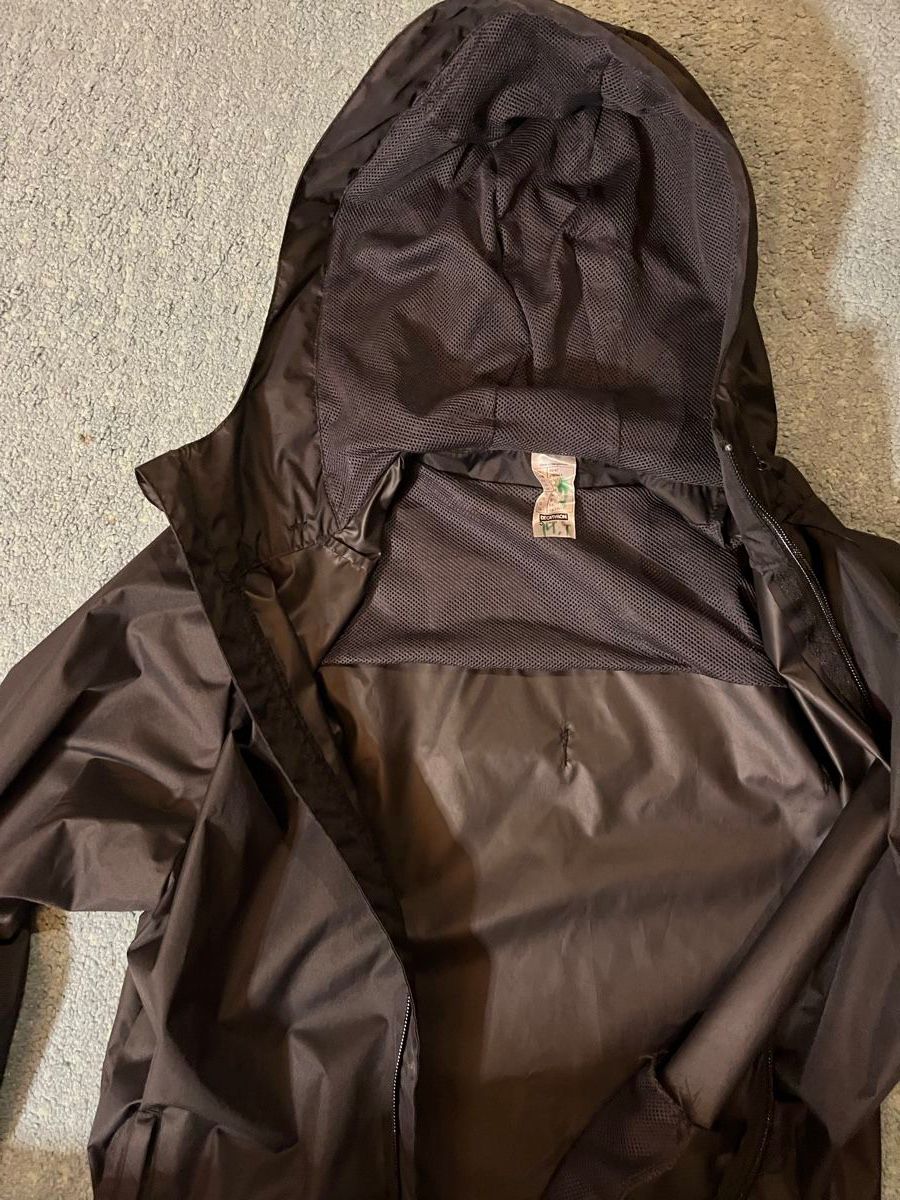 Decathlon Giacche: Schwarze Kipsta wasserdichte Regenjacke – Nuovo (secondo la descrizione) da Sachseln venduto da suruam01 4