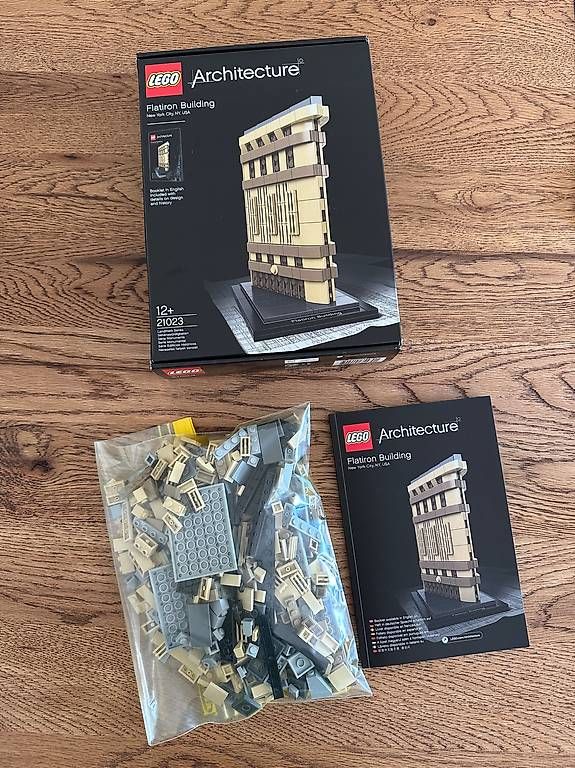 Kit di costruzioni: LEGO Architecture "Flatiron Building" (21023) – Usato da Uster venduto da fni89