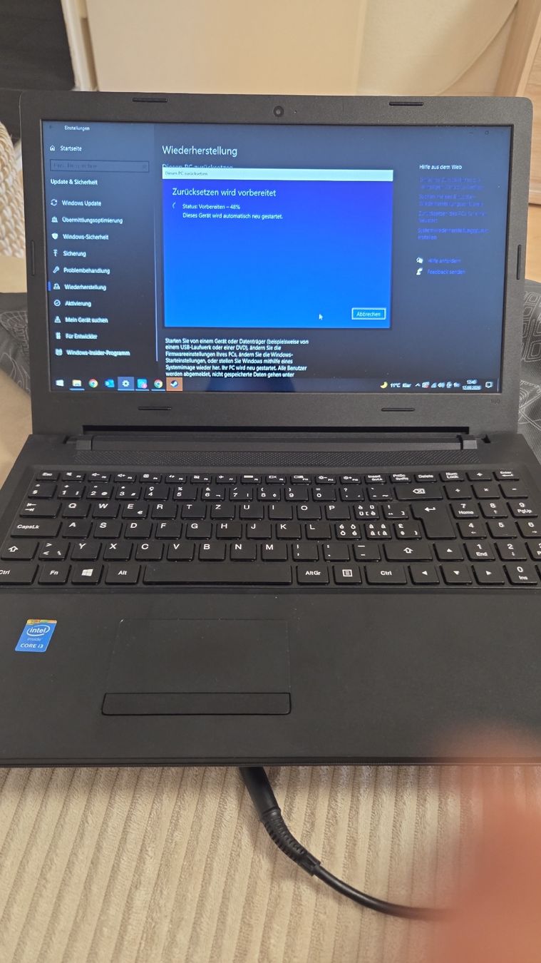 Lenovo Portables: Laptop – D'occasion à St. Gallen par ruz_t5lk 1