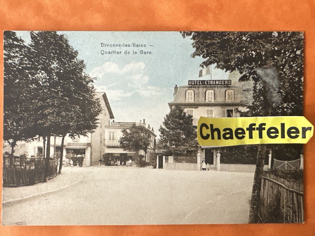 Cartoline postali: Alte Ansichtskarte Divonne-les-Bains Quartier de la Gare  – Usato da Zürich venduto da Chaeffeler