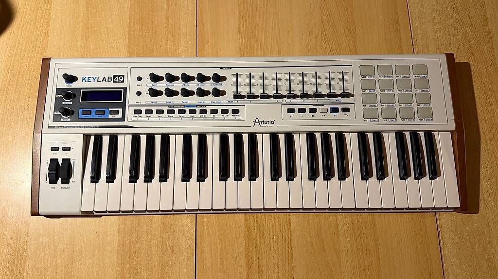 Strumenti musicali: Arturia Keylab 49 – Usato da Vétroz venduto da Benjwurg