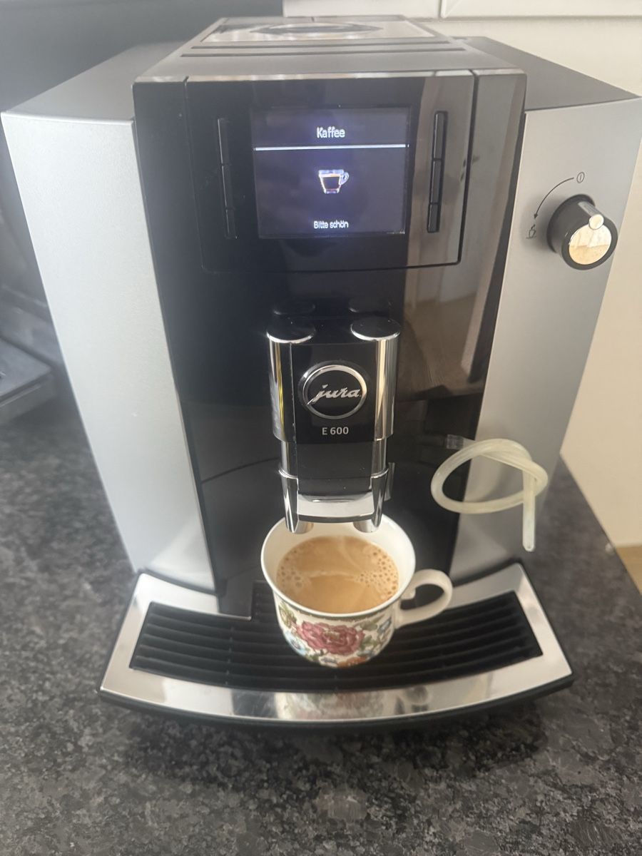 Jura Macchine per caffè & Macchine per espresso: Jura E600 – Usato da Buttikon SZ venduto da KaffeeGenussBronja 3