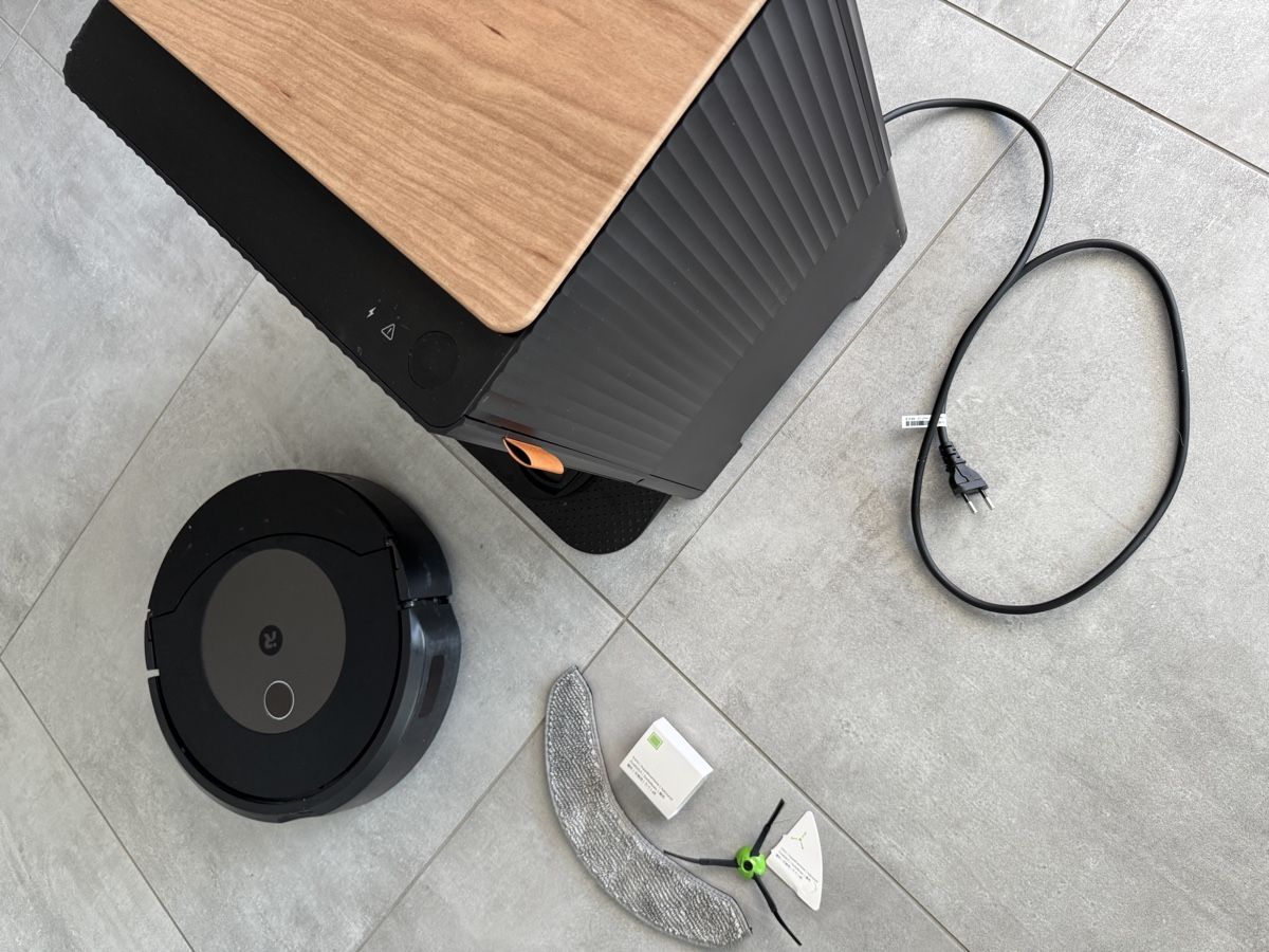 Irobot Aspirapolveri & Accessori: Roomba Combo® j9+ Saug- und Wischroboter – Usato da Oberbüren venduto da Fashion_01 7