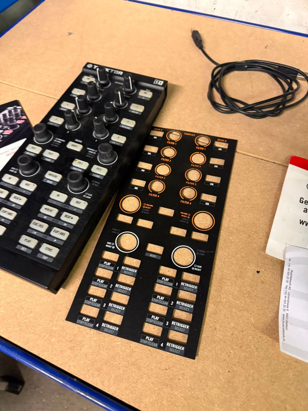 Traktor Console di mixaggio: Native Instruments NI Traktor Control X1 USB Controller – Usato da Bern venduto da diesdastrallala 2