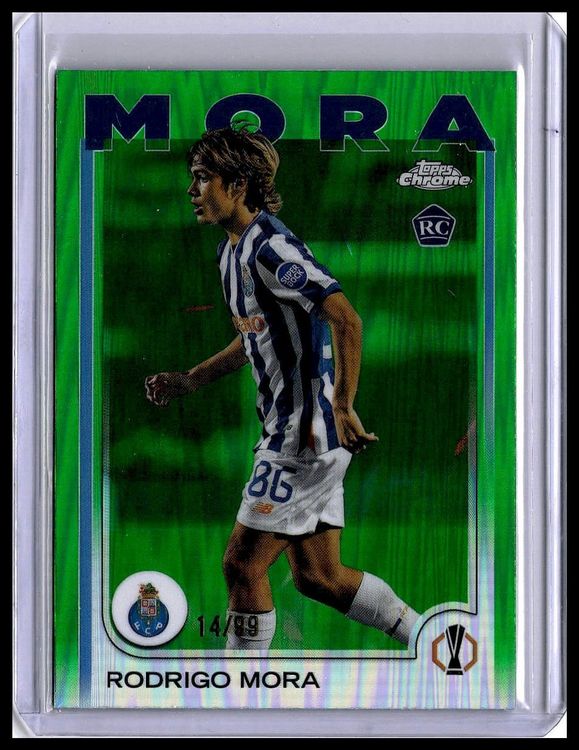 Carte Topps UCC Chrome 2024-25 Rodrigo Mora (Rookie) – FC Porto