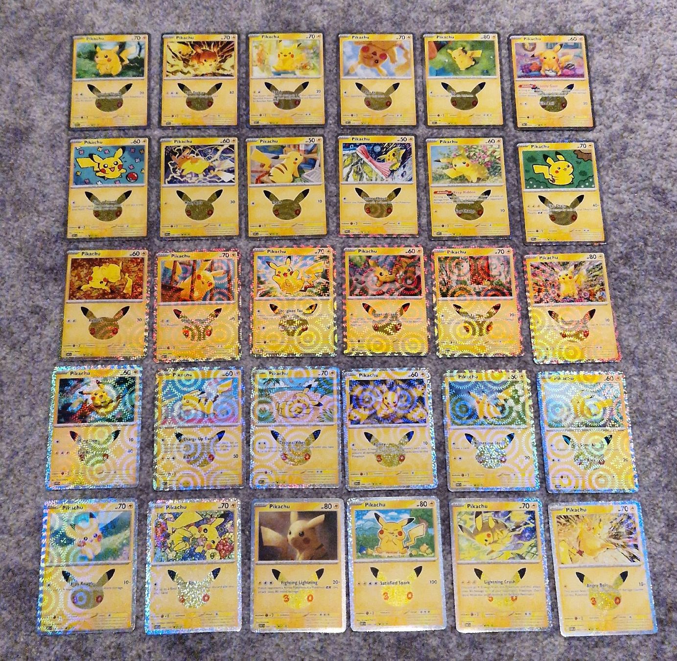 Pokémon Carte collezionabili: All 30 Pikachu 30th eng – Nuovo (secondo la descrizione) da Giubiasco venduto da MrGru1992 1