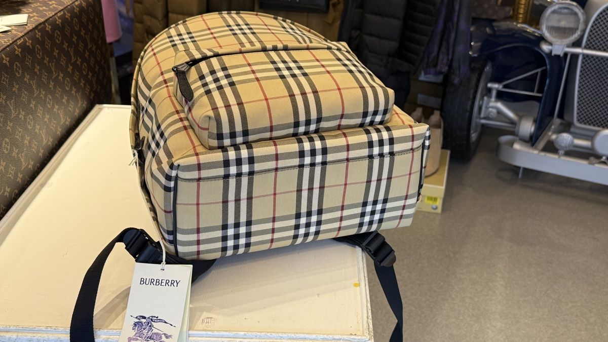 Burberry Rucksäcke: Burberry Rucksack, neu Zustand! Ein Schnäppchen. – Neu und originalverpackt aus Lachen SZ von HelvetiaLuxury 1