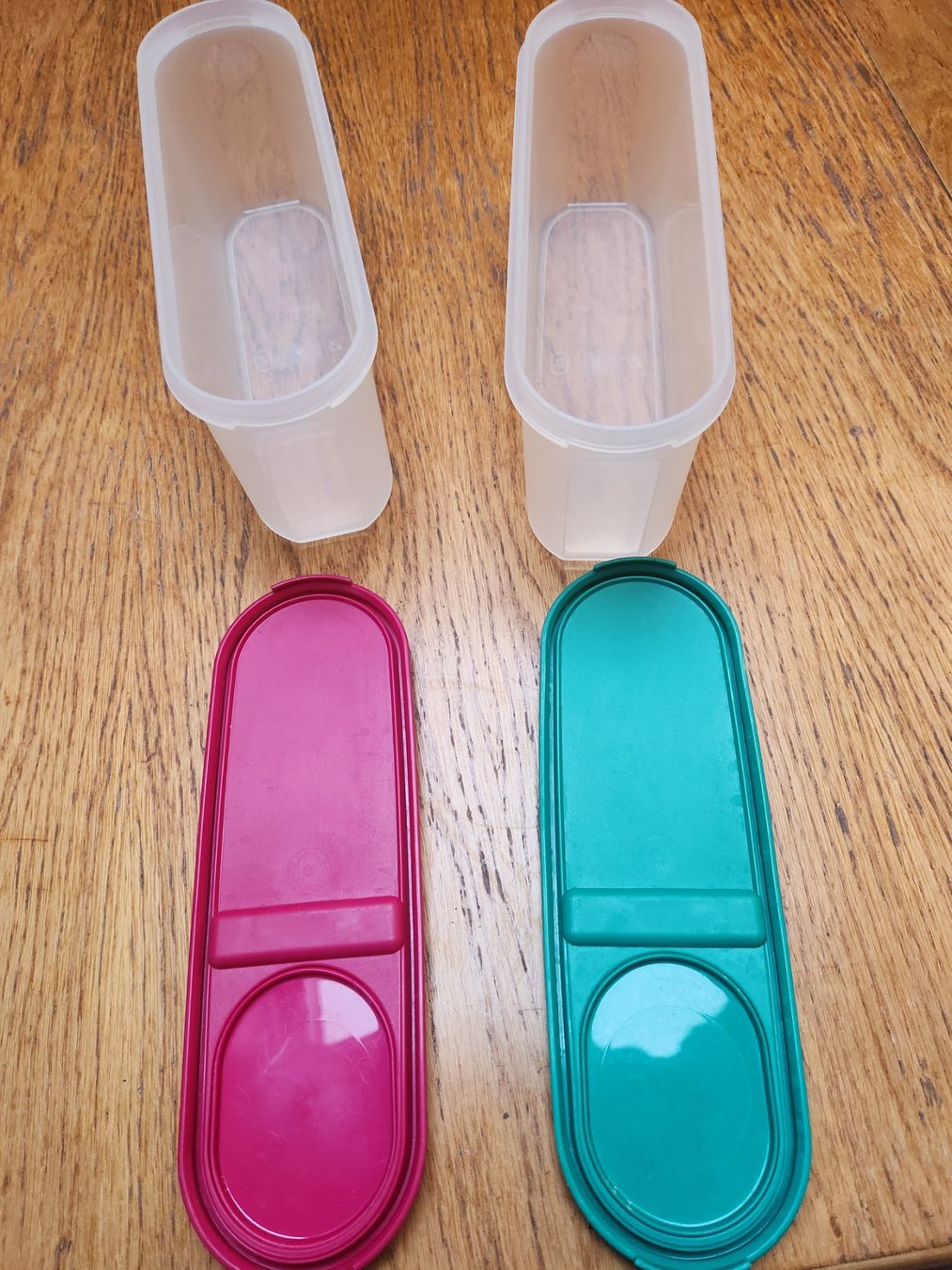 Tupperware Contenitori & Simili: Tupperware Suppervision Gr. 3 rot und grün – Usato da Gstaad venduto da Kuhstall-2026 2