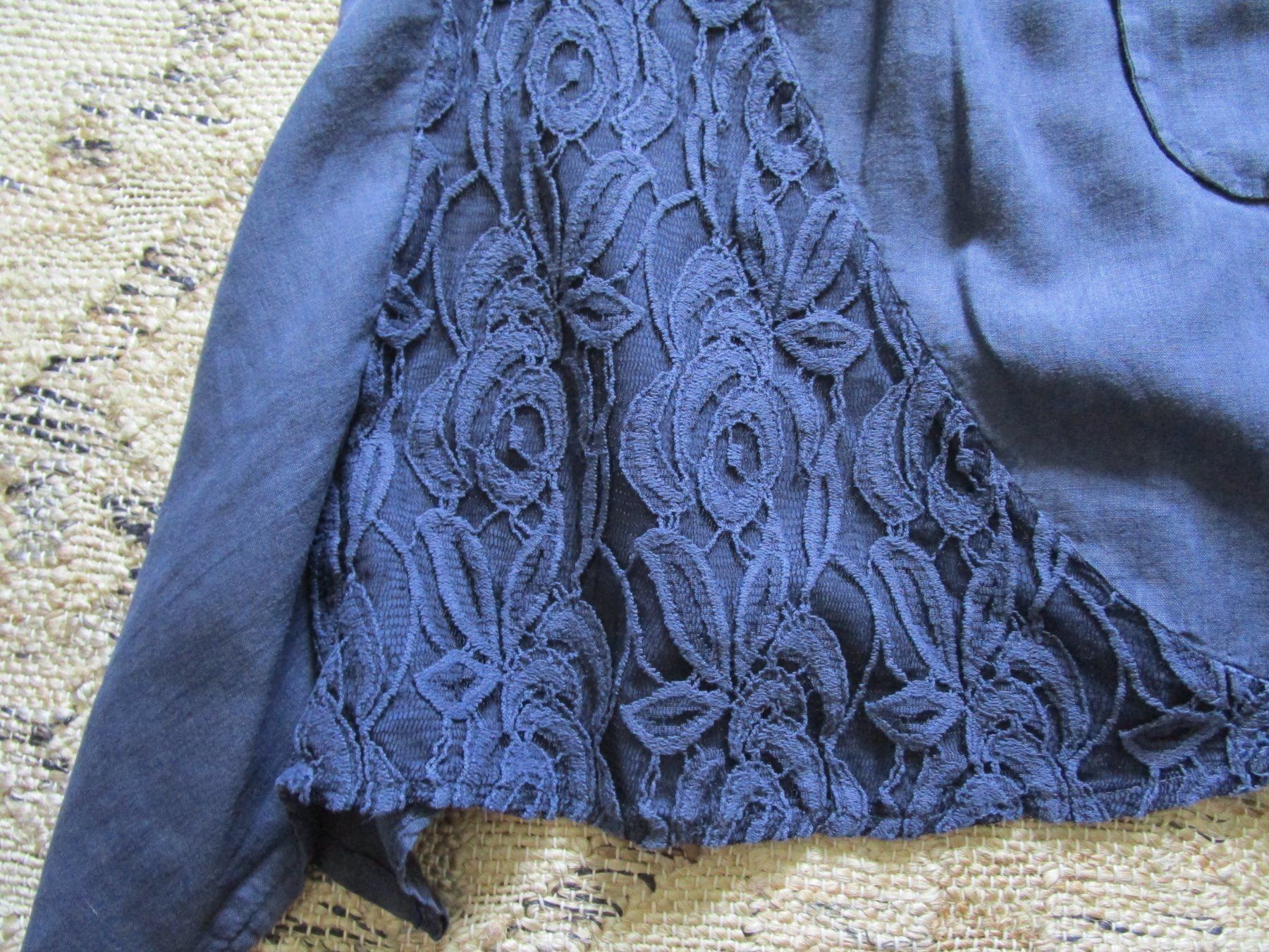 Lotti di vestiti: KLEIDERPÄKLI...GR.38..INKL.DESIGUAL – Usato da Scuol venduto da Luana.. 6