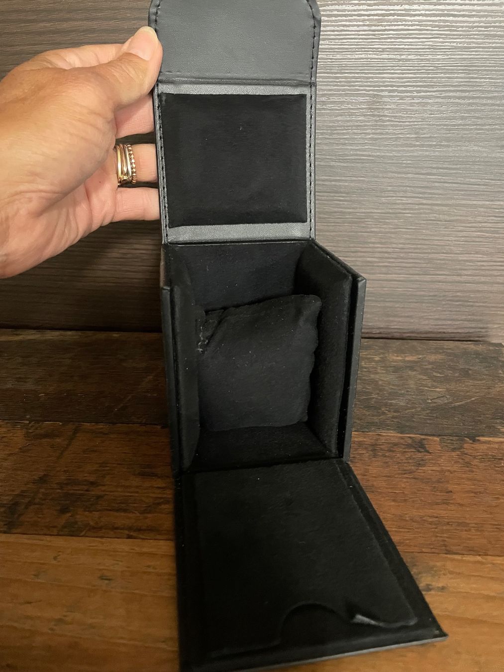 Audemars Piguet Portagioie: Coffret Audemars Piguet – Usato da Veyrier venduto da bub_b77p 1