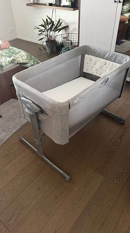 Culle: Next to me used only 3 months – Usato da Zürich venduto da gia_cq8p 1