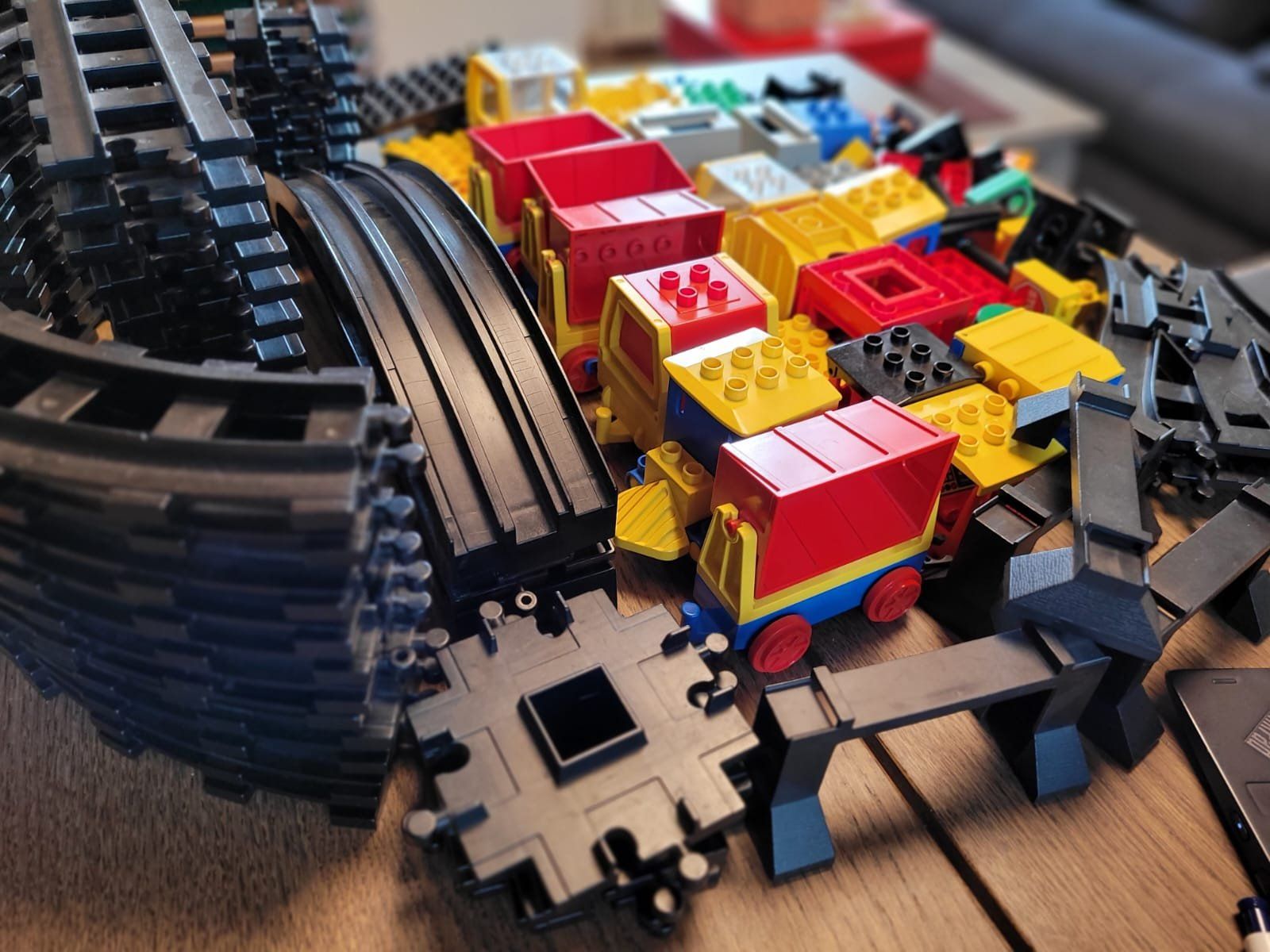 Lego Spielzeuge: LEGO DUPLO Eisenbahn Set – Gebraucht aus Sonceboz-Sombeval von ter_9rc5 6