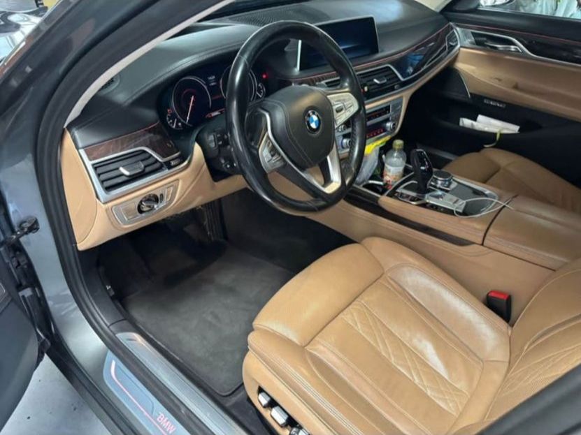 BMW Autos: BMW 740d xDrive Limousine – Gebraucht aus Grenchen von Zombiepolizist 5