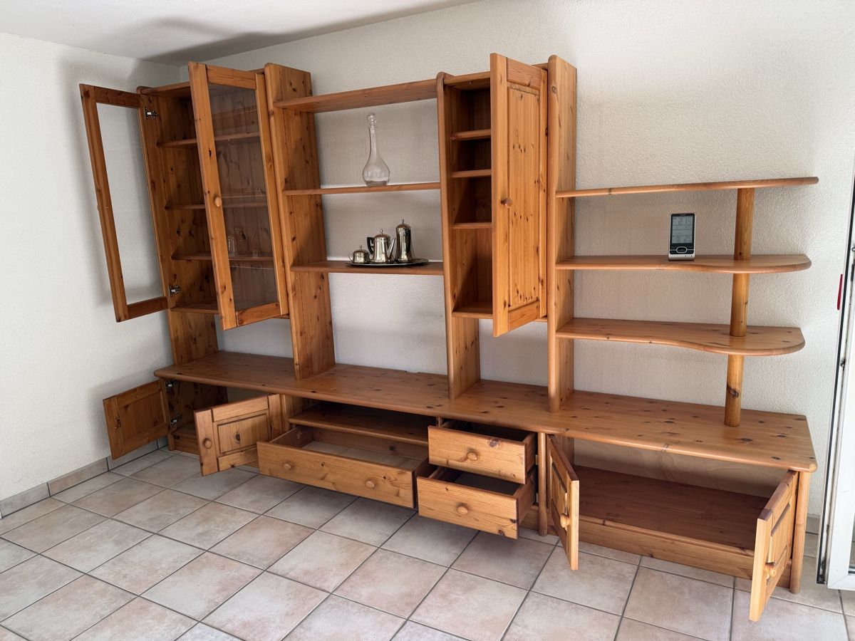 Scaffali: Wohnwand – Usato da Hofstetten SO venduto da anja4114 4