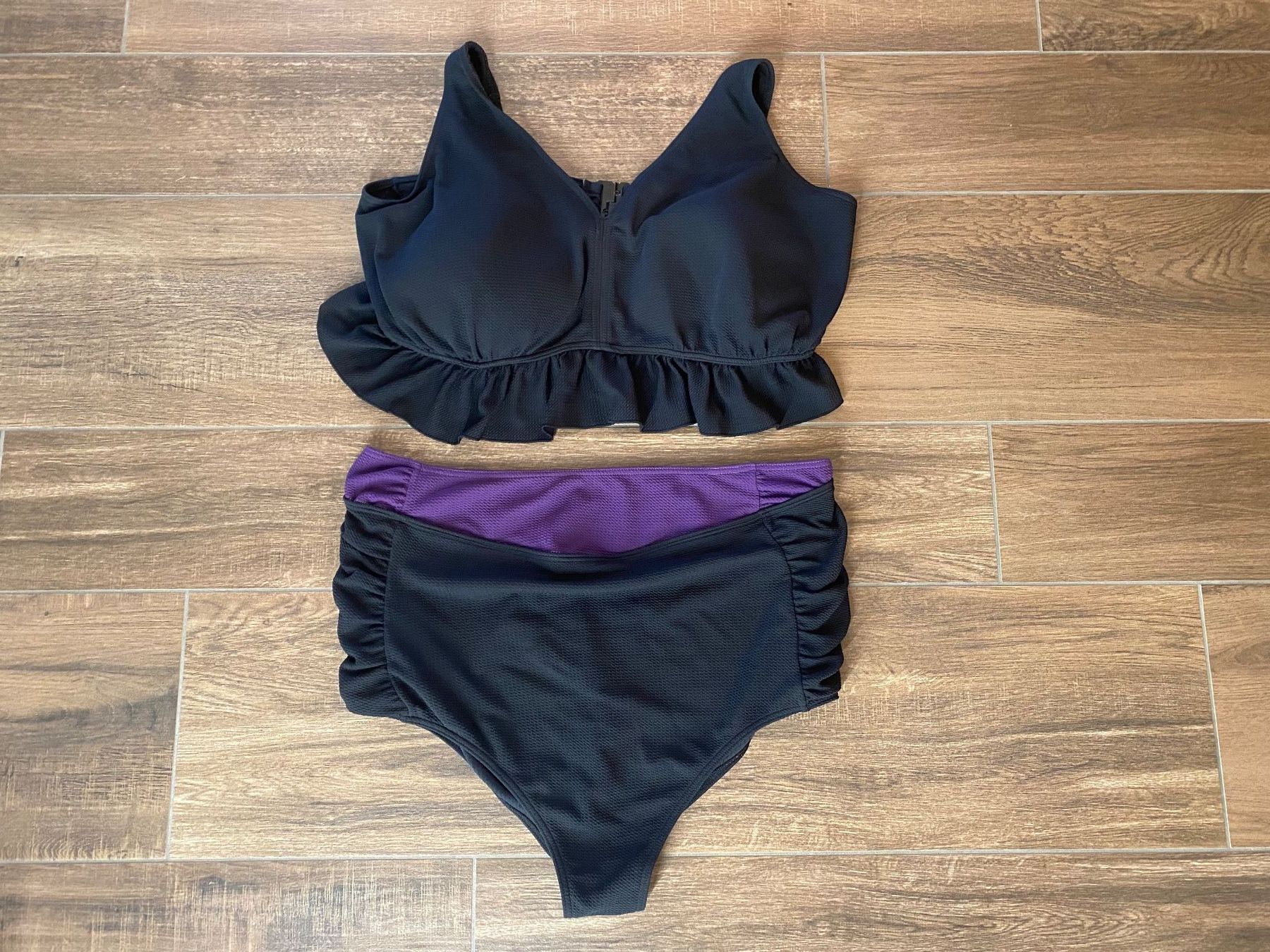 Costumi da bagno & Bikini: Ulla Popken Bikini Set Struktur Rüsche schwarz Gr. 56 – Usato da Pratteln venduto da a23_j2gs