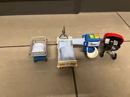 Playmobil Krankenbett mit Baby-Zubehör
