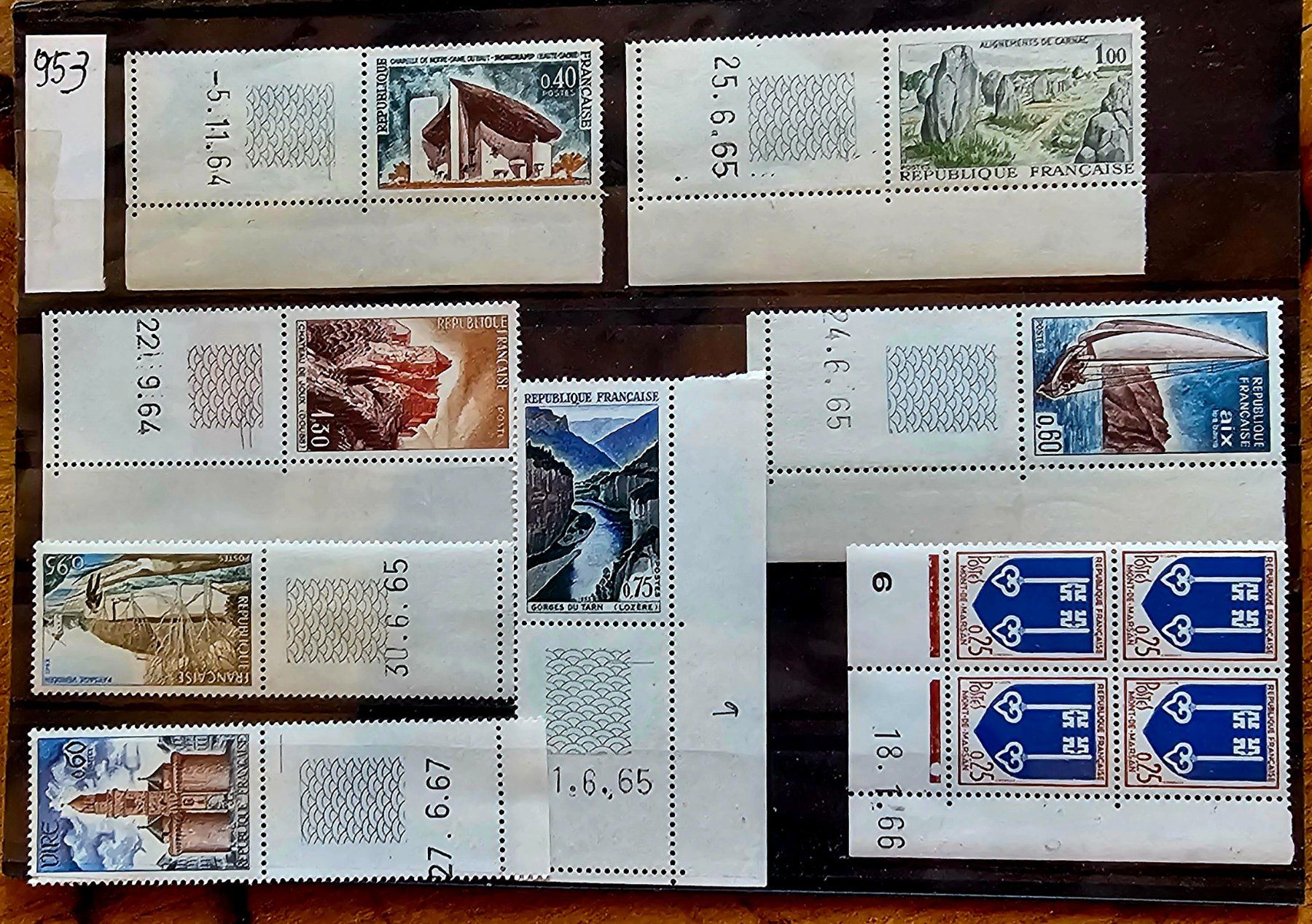 Tutti i francobolli: FRANCE Coins datés 1964-67 – Nuovo (secondo la descrizione) da Les Valettes venduto da Nuba1
