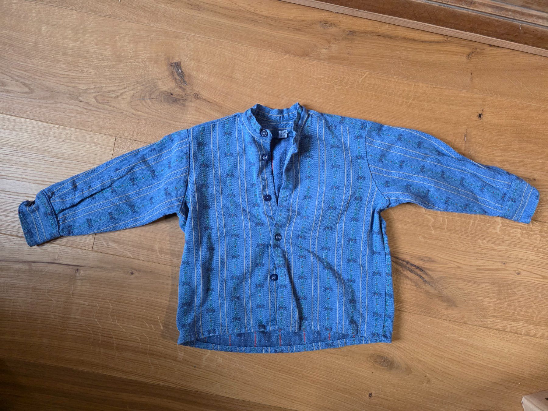 Camicie, T-shirt & Polo: Kinder Edelweiss Sennen Hemd Bluse Chutteli - 104 – Usato da Walterswil BE venduto da Lonitti 2