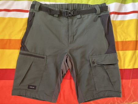 Short Forclaz L, idéal randonnée, comme neuf!