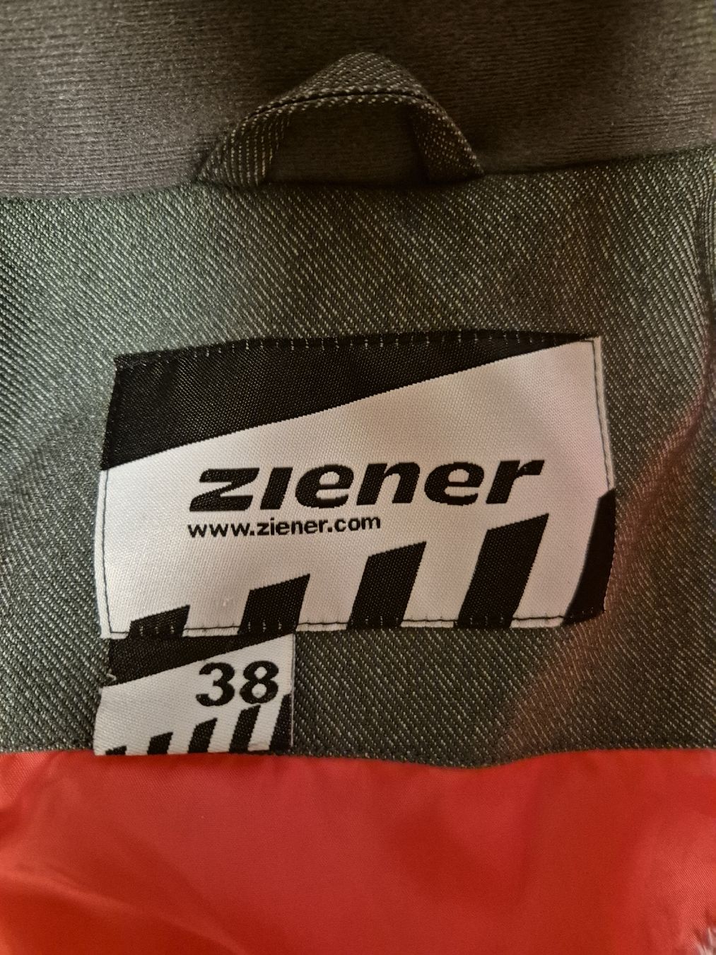 Ziener Completi & Tailleur: Skianzug Ziener – Usato da Ganterschwil venduto da Hobi14 4